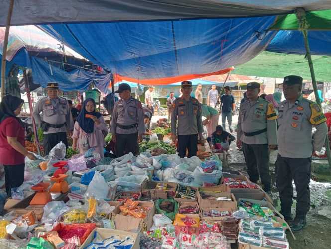 Kapolsek Kempas Patroli dan Sambang Pasar Kilo 8, Wujudkan Kamtibmas Kondusif Jelang Bulan Ramadhan.