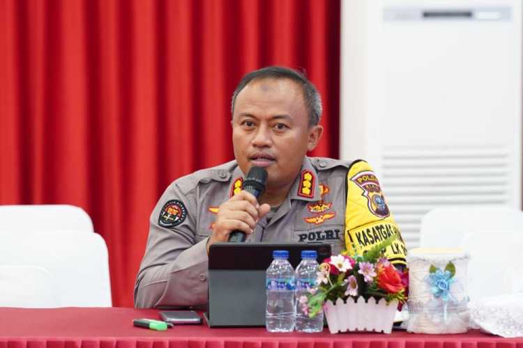 6 Mobil Dinas Dirusak, 1 Motor Dibakar: Polda Riau Buru Massa Penyerang Operasi PETI Cerenti