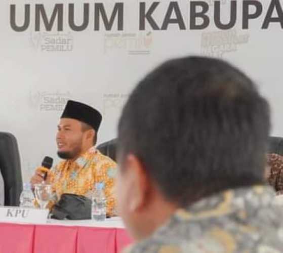 Ketua KPU Rohil Jarang Muncul Sejak Dilaporkan LSM ke Kejari Rohil