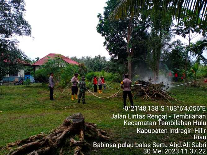 Kerjasama yang baik danpos kerahkan anggota simulasi karlahut di Polsek Hulu