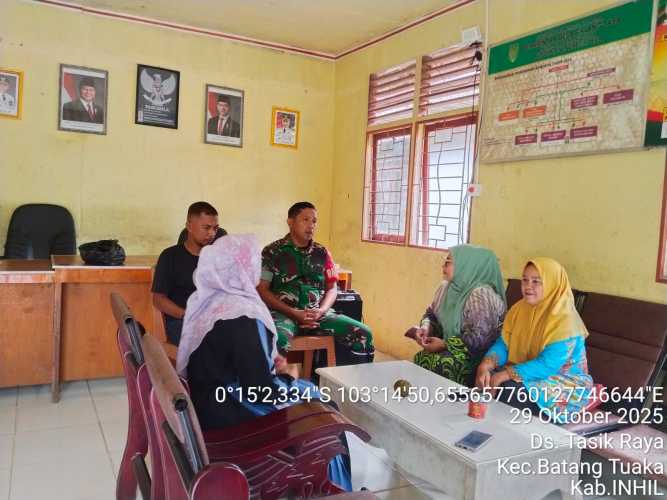 Babinsa Koramil 12/Batang Tuaka Dukung Program Pemerintah Melalui Koperasi Merah Putih