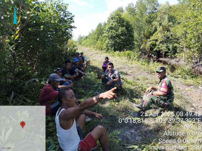 Babinsa Serma H. Situmorang Sosialisasi Waspadai Perubahan Cuaca Ekstrem