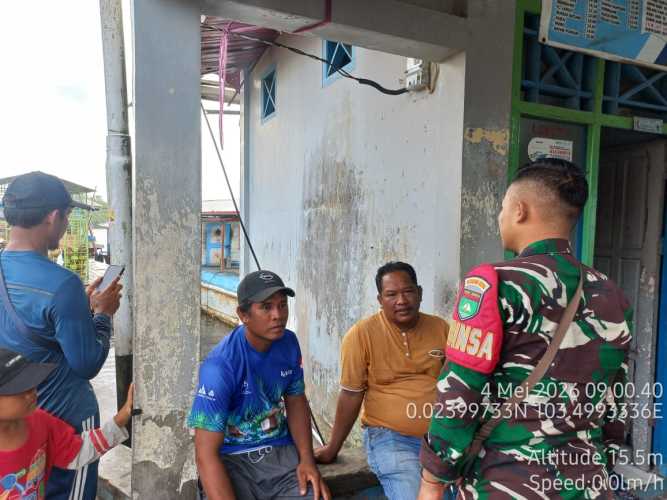 Babinsa Mandah Perkuat Binter , Jaga Kondusifitas Wilayah Pelabuhan demi Produktivitas Buruh