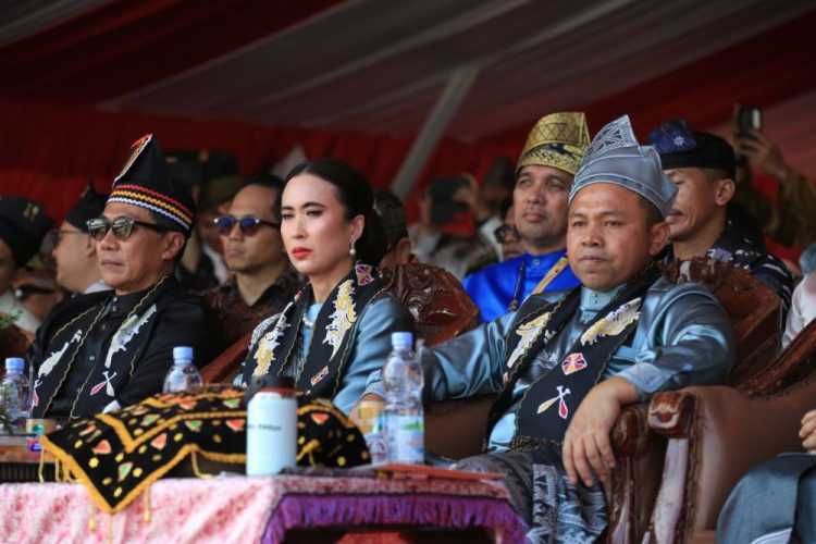 Menteri Widianti Puji Dedikasi Pemprov Riau dan Pemkab Kuansing dalam Melestarikan Pacu Jalur