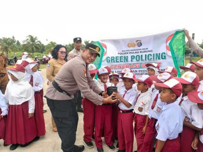 Lewat Pendekatan Green Policing, Polsek Pulau Burung Ciptakan Generasi Muda Yang Peduli Lingkungan