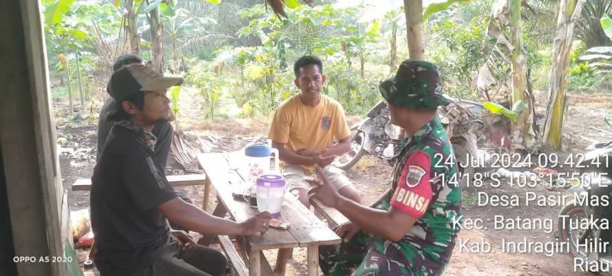 Babinsa Selalu Terdepan Atasi Kesulitan Warga