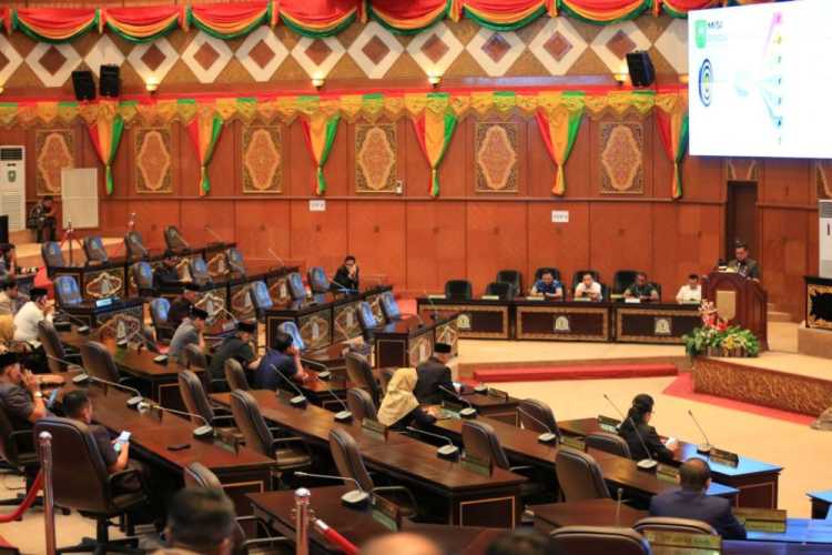 Sekdaprov Riau Serahkan LKPJ 2025 ke DPRD, Wujud Akuntabilitas Pemerintahan Daerah