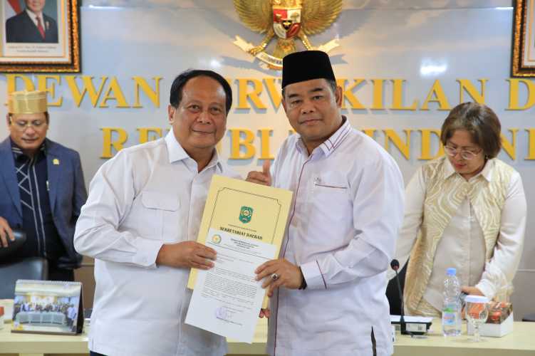 Senator Abdul Hamid Minta Kementrian Perhubungan Aktifkan Bandara Tempuling dan Pelabuhan Samudera