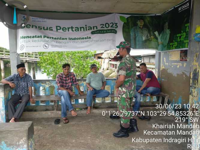 Momen Jumsih,Babinsa Ciptakan Kawasan Pelabuhan yang Bersih dan Sehat