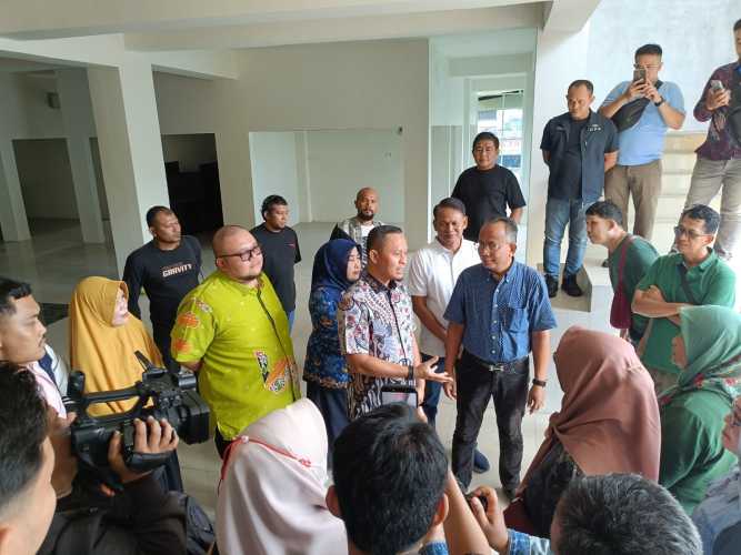 Revitalisasi Pasar Bawah Tak Tuntas, Pengelola Terancam Putus Kontrak
