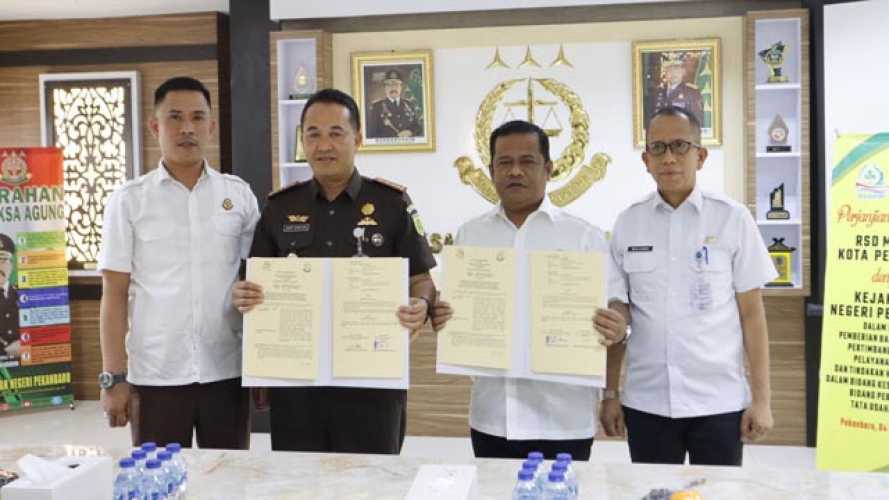 Manajemen RSD Madani Tandatangani MoU dengan Kejari Pekanbaru