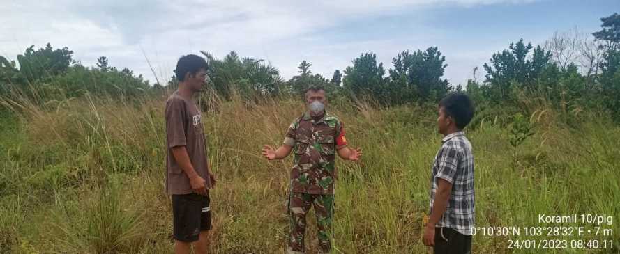 Babinsa Lakukan Pengawasan Karhutlah Terpadu