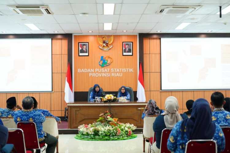 Ekspor Nonmigas Riau Tembus US$16,64 Miliar, Didominasi Minyak Nabati dan Produk Kimia