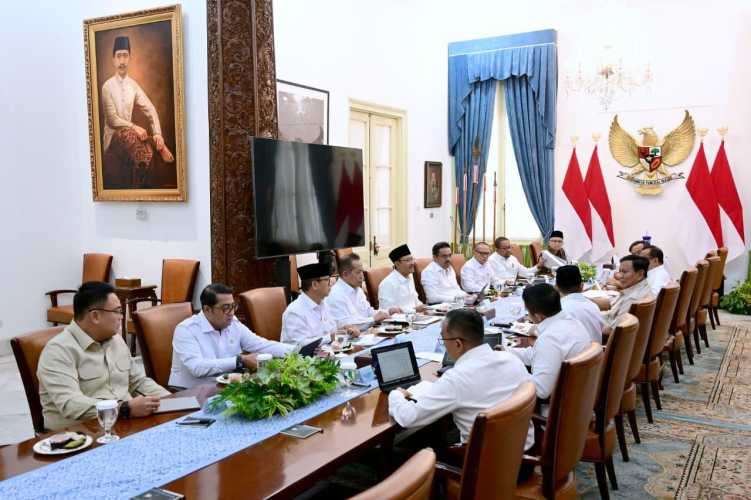 Pimpin Ratas di Istana, Presiden Prabowo Bahas Langkah Strategis Perkuat Program Pemberdayaan Masyarakat