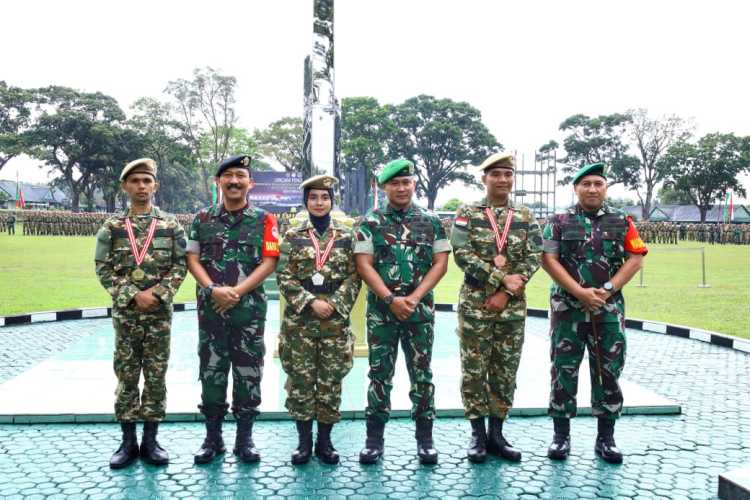 Pangdam I/BB Pimpin Upacara Penutupan Diksarmil Dan Pelatihan Manajerial SPPI Batch-3 Tahun Anggaran  2025