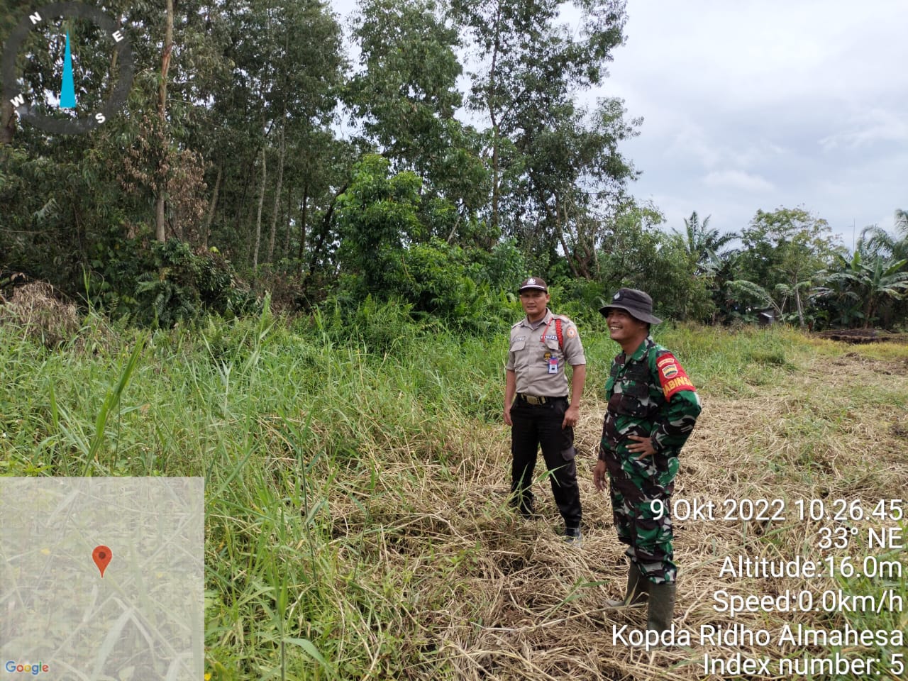 Praka Ridho Almahesa Babinsa Koramil 05/Gas Patroli Berkesinambungan