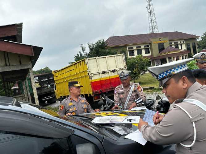Antisipasi Laka Lantas, Polsek Pasir Penyu Tilang 8 Pelanggar