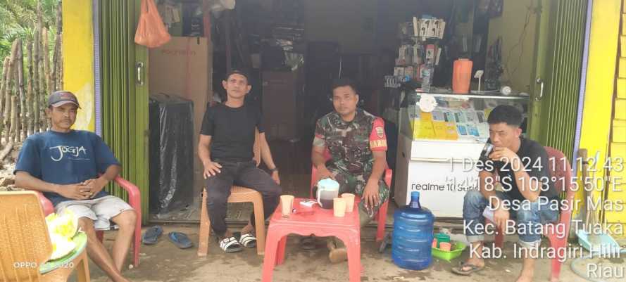 Babinsa Pasir Mas Menjaga Sikap Kesetiakawanan Sosial Masyarakat