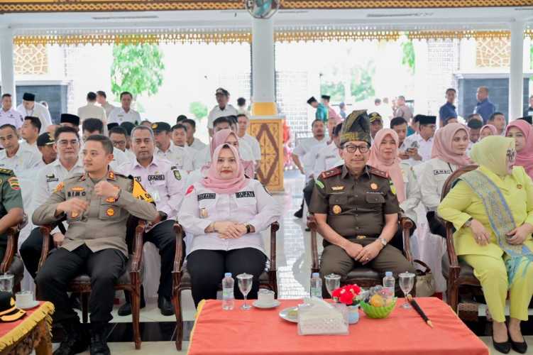 Resmikan RRJ Desa Se-Kabupaten Bengkalis, Kajati Riau Berikan Apresiasi