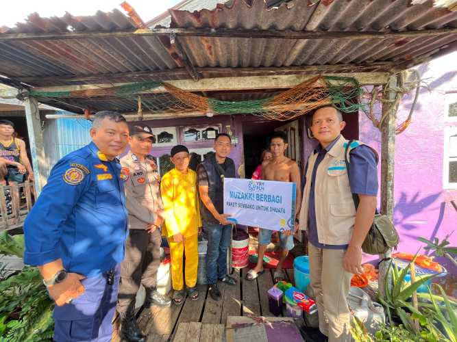 Air Mata Korban Serangan Monyet Belum Kering, YBM PLN UP3 Rengat dan PW IWO Riau Hadir Membawa Harapan