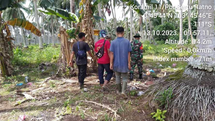 Babinsa Rangkul Warga Kelola Manajemen Karhutlah