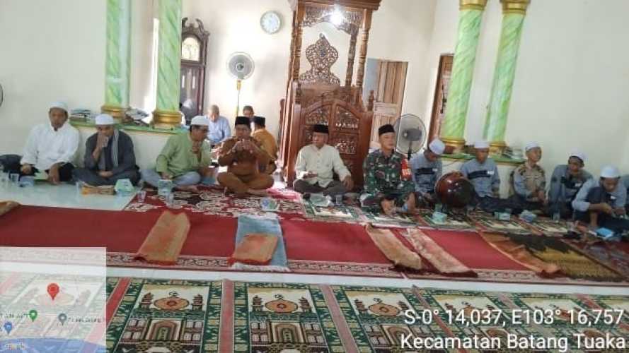 Sertu Januar Efendi Ikuti Gelar Istigosah Milad Kecamatan