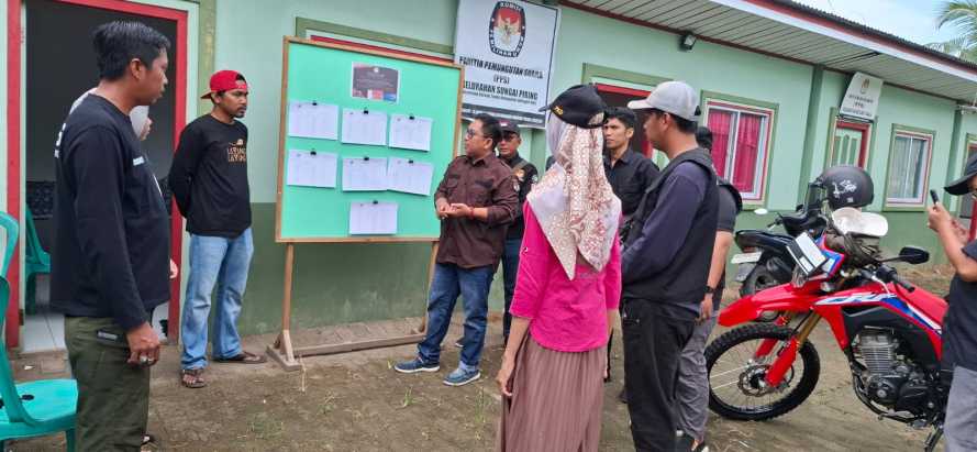 Monitoring Penempelan Daftar Pemilih Sementara ( DPS) oleh KPU Kabupaten Indragiri