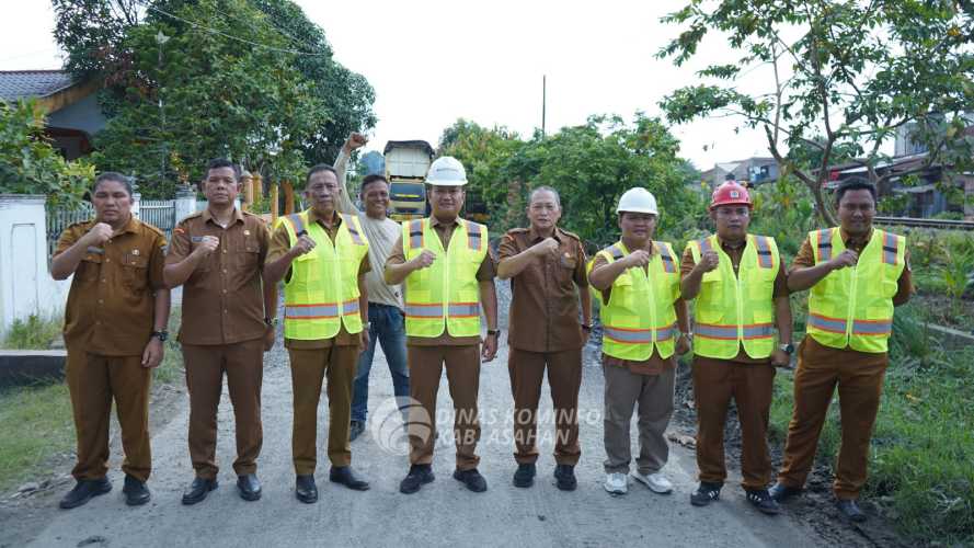 Wakil Bupati Asahan Tinjau Pelaksanaan Pemeliharaan Ruas Jalan Bernilai 5 Miliar