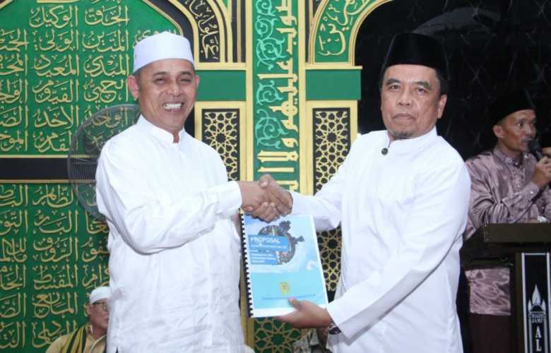 Bupati Inhil Serahkan Proposal Bantuan CSR Sambu Group untuk Pembangunan Infrastruktur Kateman