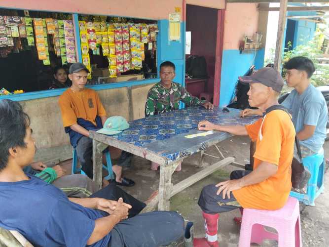 Danposramil Tembilahan  Lakukan Komsos di Kampung Pancasila, Ajak Warga Jauhi Penyakit Masyarakat