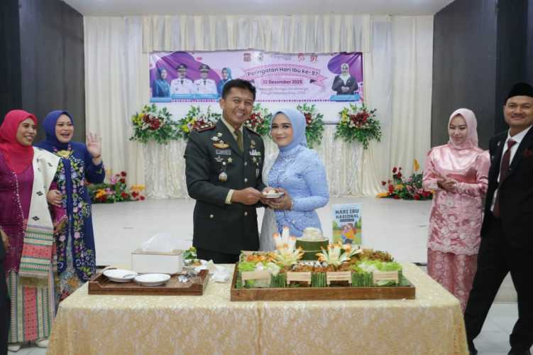 Dandim 0208/Asahan Hadiri Upacara Peringatan Hari Ibu ke-97 di Tanjung Balai