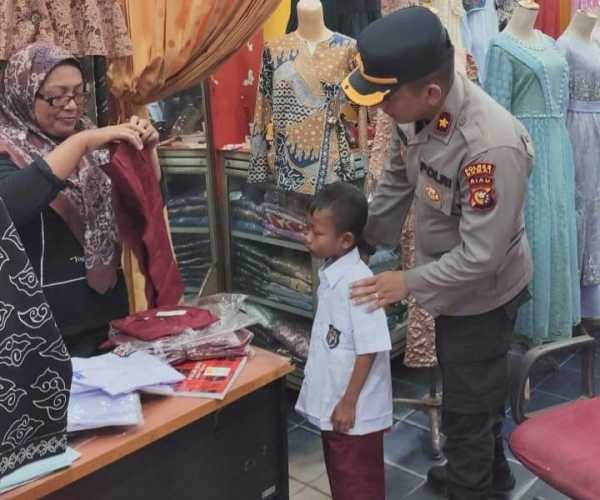 Air Mata Haru Ibu di Dumai: Saat Token Habis dan Listrik Menjerit, Polisi Datang Menolong