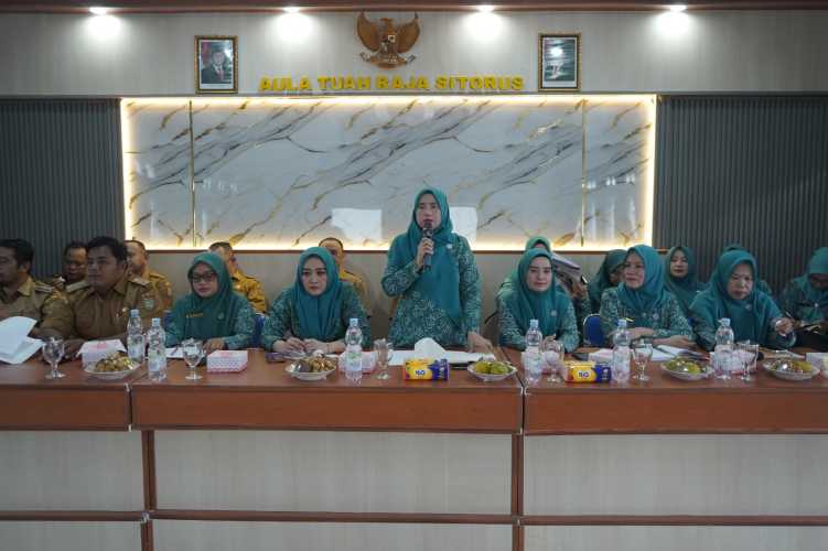 Ketua PKK Asahan Lakukan Pembinaan PAAR Era Digital di Kecamatan Setia Janji