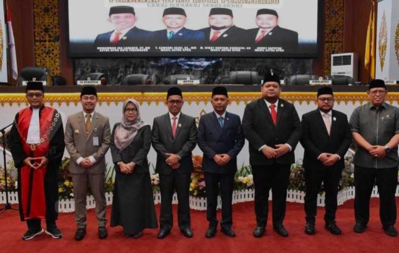 DPRD Kota Pekanbaru Gelar Rapat Paripurna Pelantikan Pimpinan DPRD