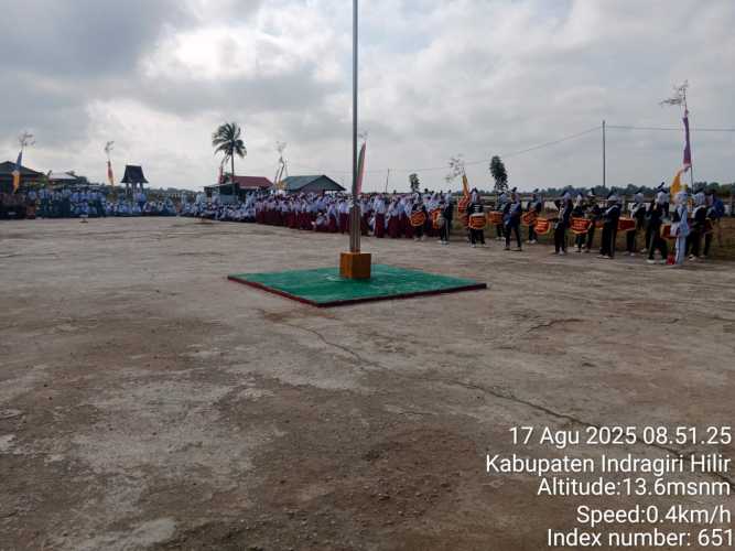 Semangat kemerdekaan berkobar di Lapangan Kelurahan Sungai Piring,