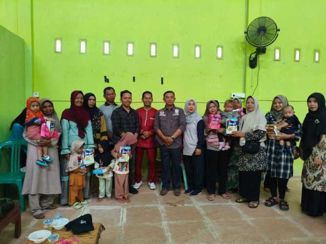 Pemberian Makanan Tambahan di Posyandu Desa Pulau Palas Tingkatkan Gizi Balita dan Ibu Hamil