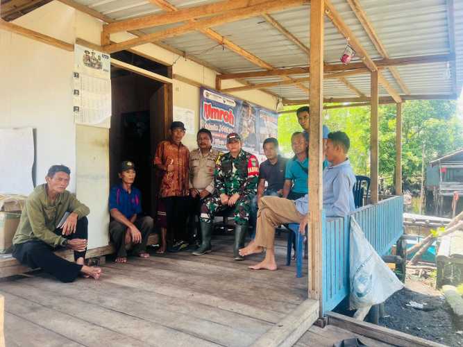 Babinsa Bente Gelar Patroli Siskamling dalam Menjaga Kamtibmas Wilayah