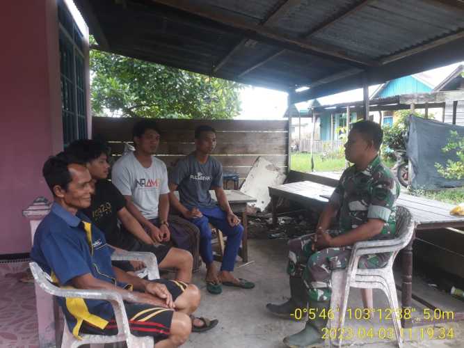 Babinsa Tingkat Kewaspadaan Curah Hujan