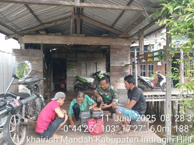 Babinsa Koramil 08/Mandah Tinjau Usaha Perbengkelan Warga Binaan