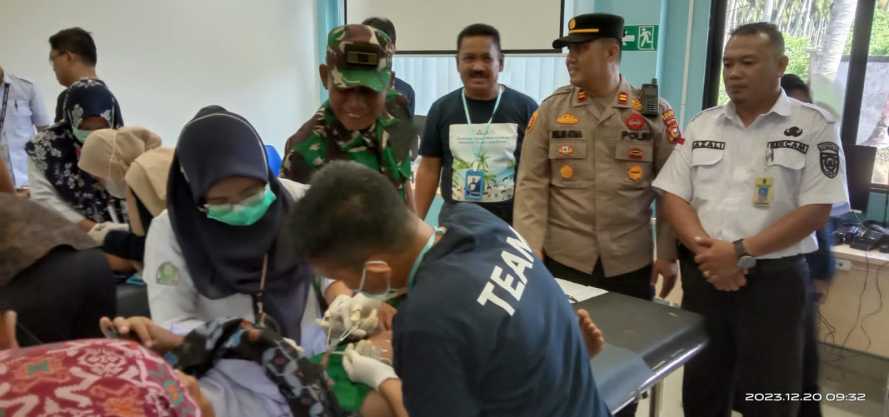 Danramil Pulau Burung Mengikuti  Pembukaan Kegiatan Sunatan Massal yang ditaja PT.RSUP