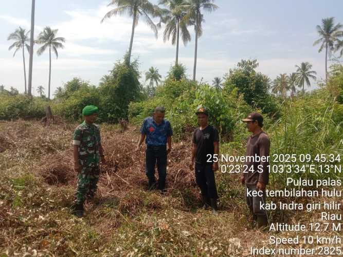 Peltu Jaharzam Pantau Titik Api Lewat Patroli Tapal Batas
