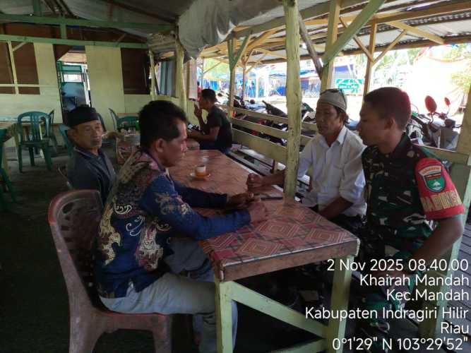 Babinsa Koramil 08/Mandah Tingkatkan Sinergitas Melalui Kegiatan Anjangsana di Desa Binaan