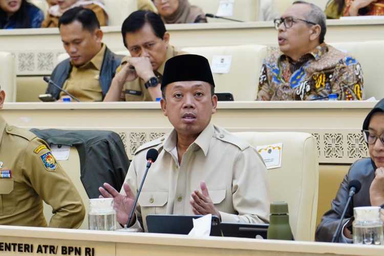 Menteri Nusron Laporkan Progres Revisi RTR Provinsi Aceh, Sumatera Utara, dan Sumatera Barat ke Komisi II DPR RI