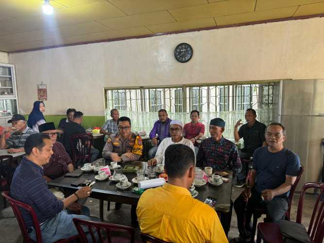 Kapolres Inhil Ngopi Bareng bersama Tokoh Masyarakat