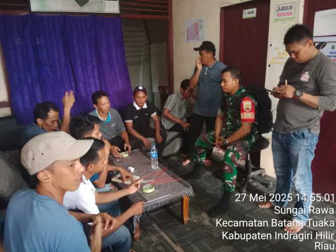 Babinsa Koramil 12/Batang Tuaka  Sosialisasikan Bahaya Narkoba di Desa Sungai Rawa