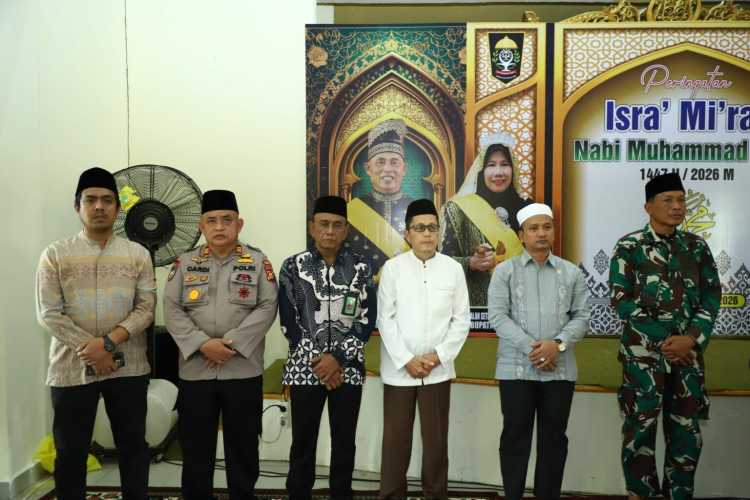 Bupati Inhil Hadiri Peringatan Peringatan Isra Mi’raj 1447H di Gedung LAMR Kab. Inhil