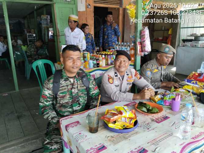 Babinsa Koramil 12/Btk Gelar Persiapan  Upacara Peringatan HUT RI Ke-80 Bersama Masyarakat Desa Pasir Mas