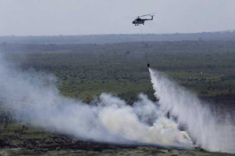 Titik Api Meningkat, Satgas Udara Kerahkan 3 Heli Pemadam dan 2 Pesawat Modifikasi Cuaca