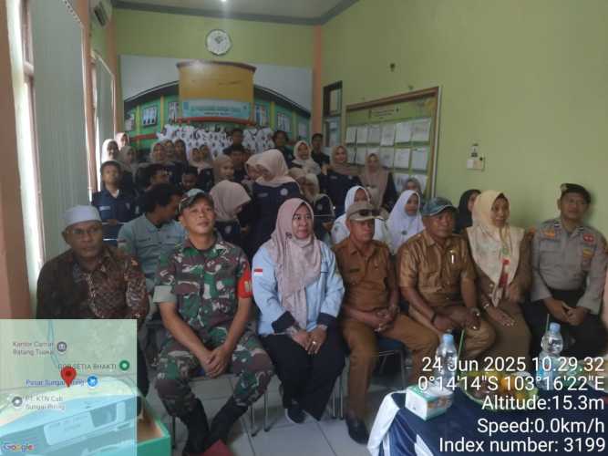 Babinsa Sertu Januar Effendi Hadiri Pembukaan KKN Gizi, Siap Kawal Mahasiswa STIKes Husada Gemilang di Desa Binaan