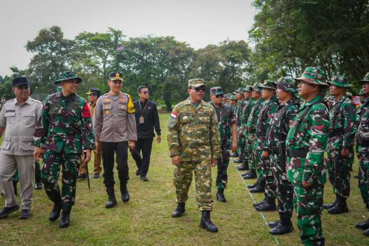 Percepat Pembangunan Desa, Bupati Suhardiman Amby Gandeng TNI lewat TMMD